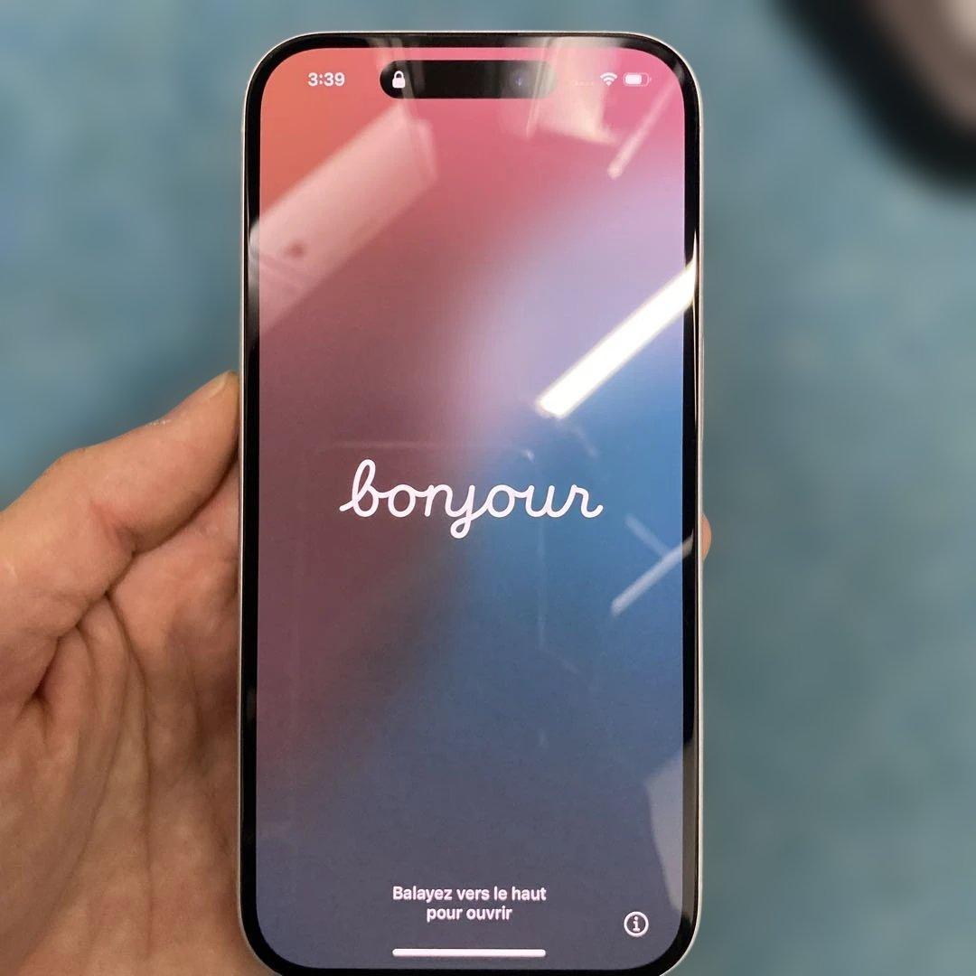 スマートフォン本体 iPhone16 256GB