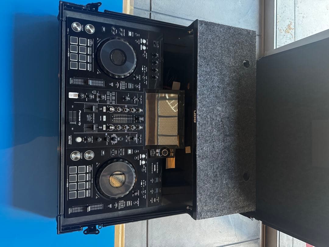 s*6様 Pioneer DJ XDJ-RX3 UBGハードケース付き