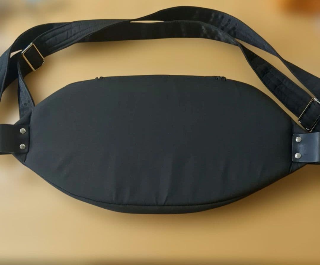 N/orn Maniヒップシート ブラック