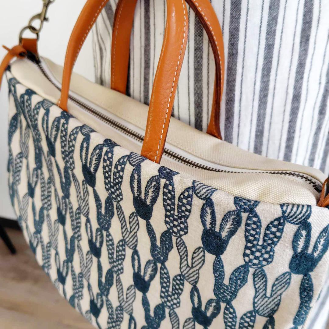 c*n様 ③ミナペルホネン /pomppiaポンピアベージュ/Mサイズラウンドシ