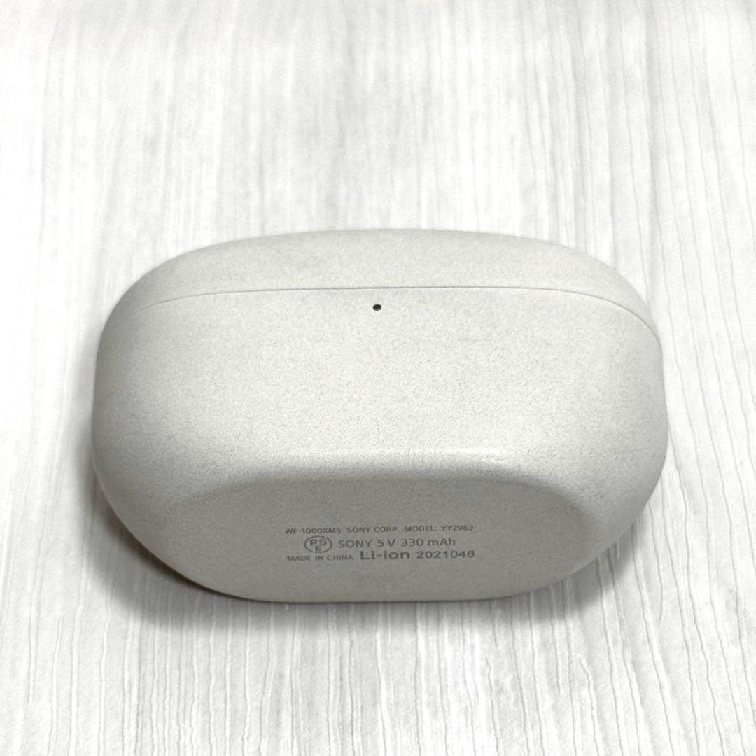 ソニー純正 WF-1000XM5 プラチナシルバー 充電ケースのみ