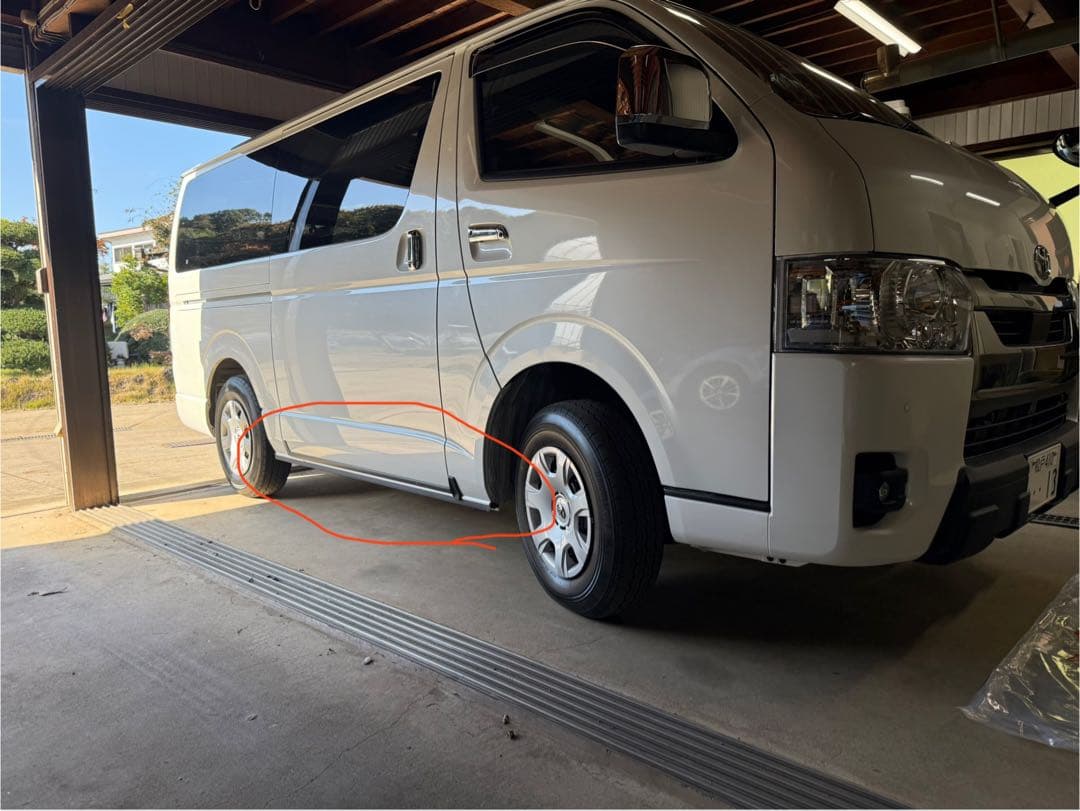 ハイエース　寒冷地仕様　モール