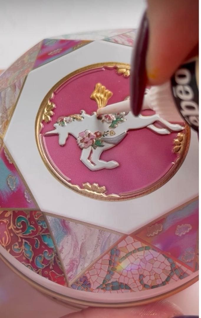 レア羽ペイント⭐︎特別限定　青山デカーボ　ユニコーン缶+パールチェーン