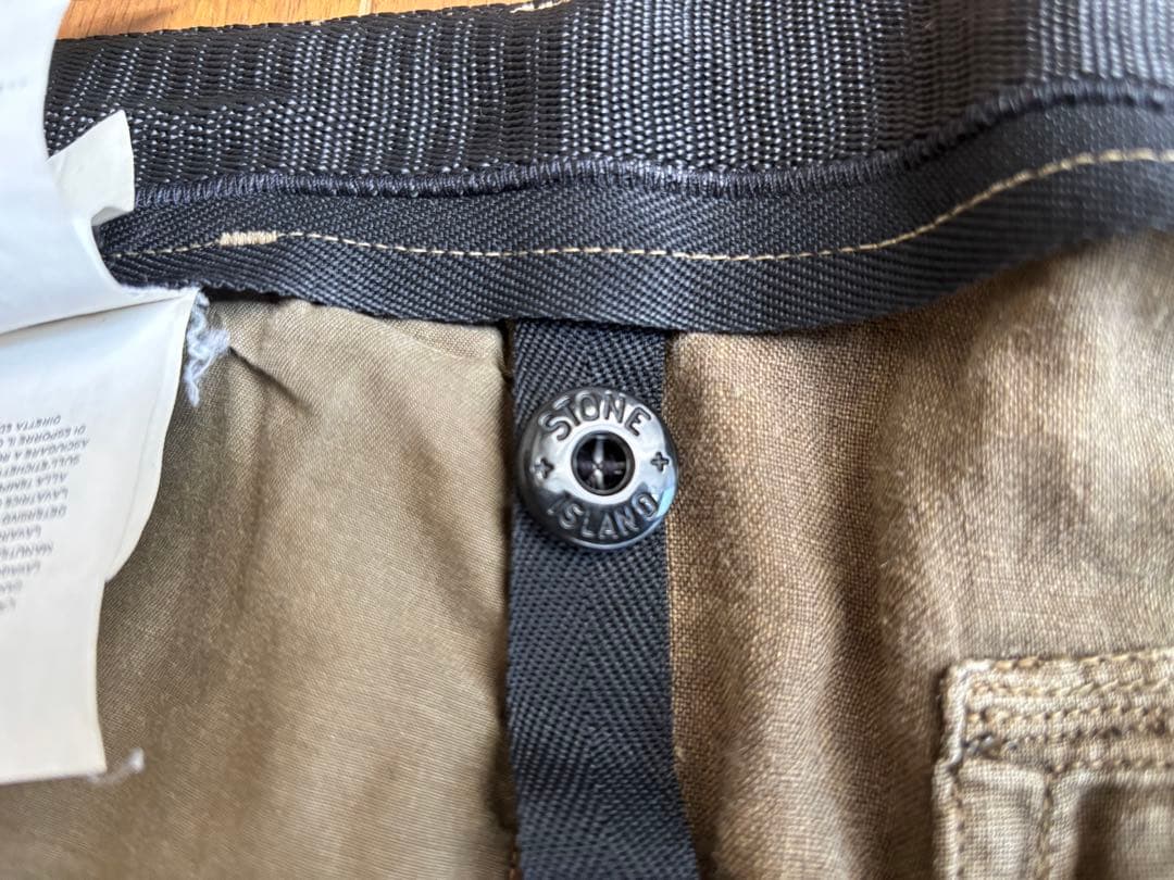 ストーンアイランド STONE  ショートパンツ