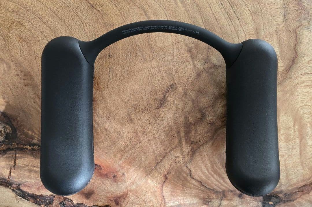 Bravia Theatre uネックバンドスピーカー HT-AN7　ケース付き