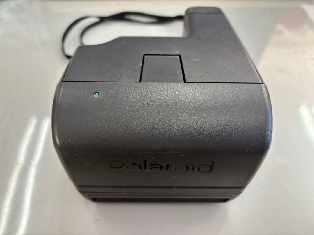 デジタルカメラ　ジャンク品　4台＋ポラロイドカメラ