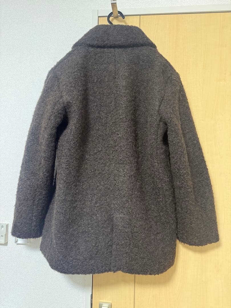 【ZARA】ブークレダブルブレストミディ丈コート