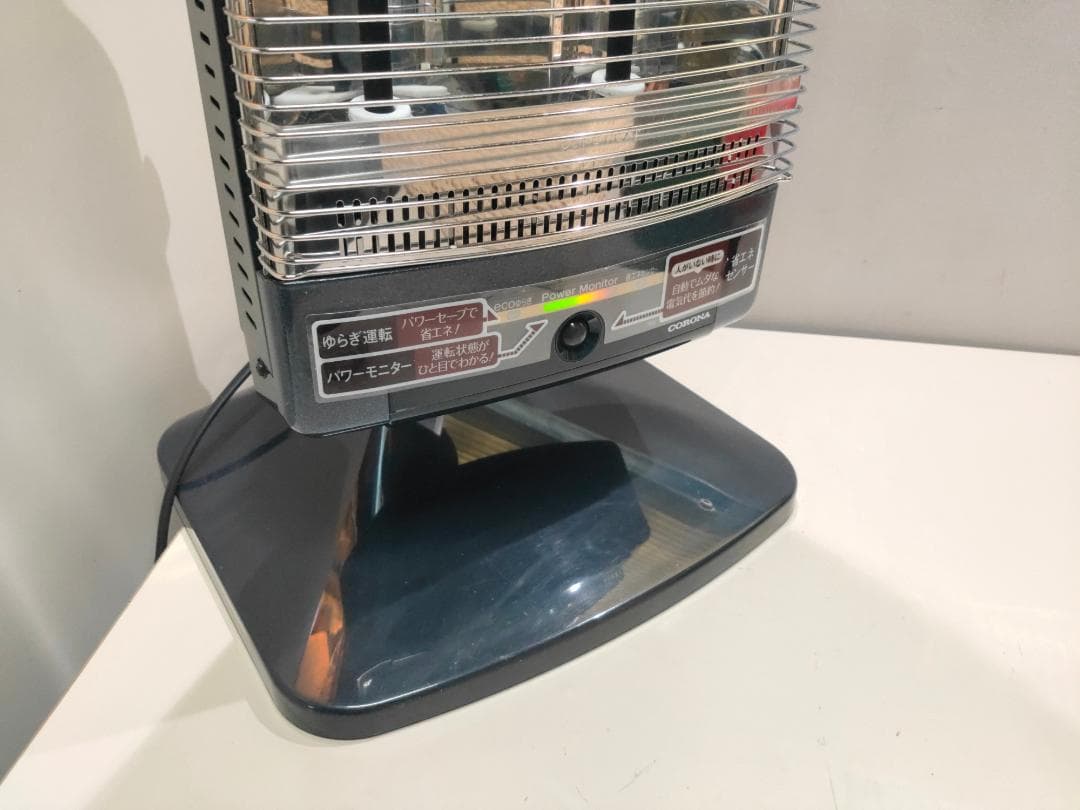 CORONA遠赤外線ヒーター☆11段階調整☆自動首振り☆2018年製【美品】