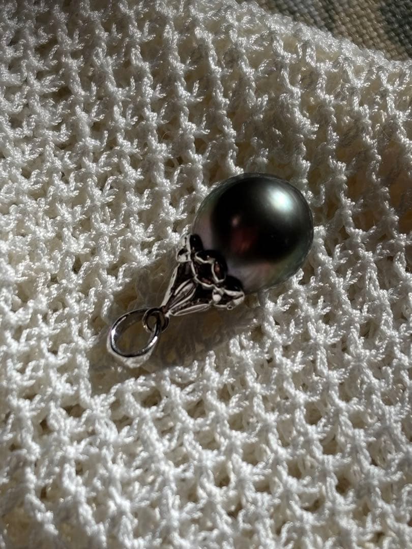 黒蝶パール　ペンダントトップ