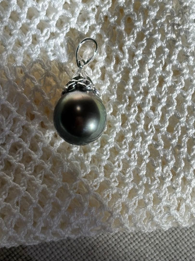 黒蝶パール　ペンダントトップ