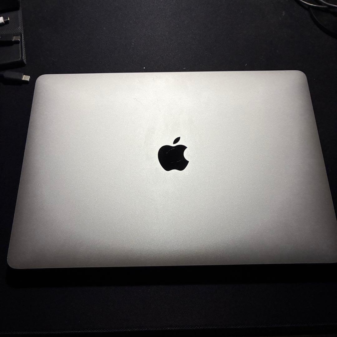 Apple MacBook Air 2020 13インチ