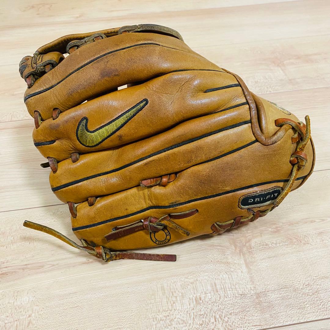 ★激レア★ナイキ プロゴールド 内野手 右投げ 一般 硬式グローブ USAモデル
