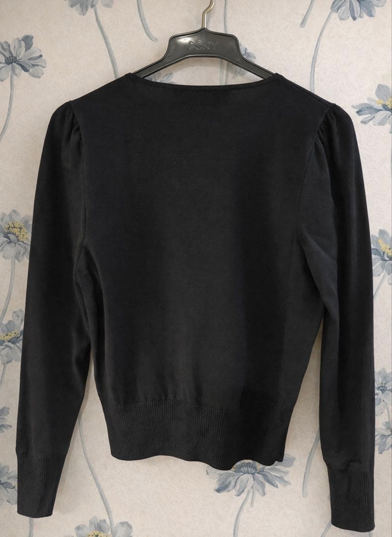 新品*未使用☆カタログ掲載☆M's Gracy☆お花の刺繍とパールのカーディガン