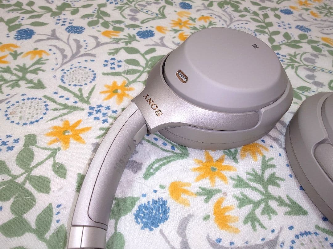 美品★SONY ワイヤレスヘッドホン グレー