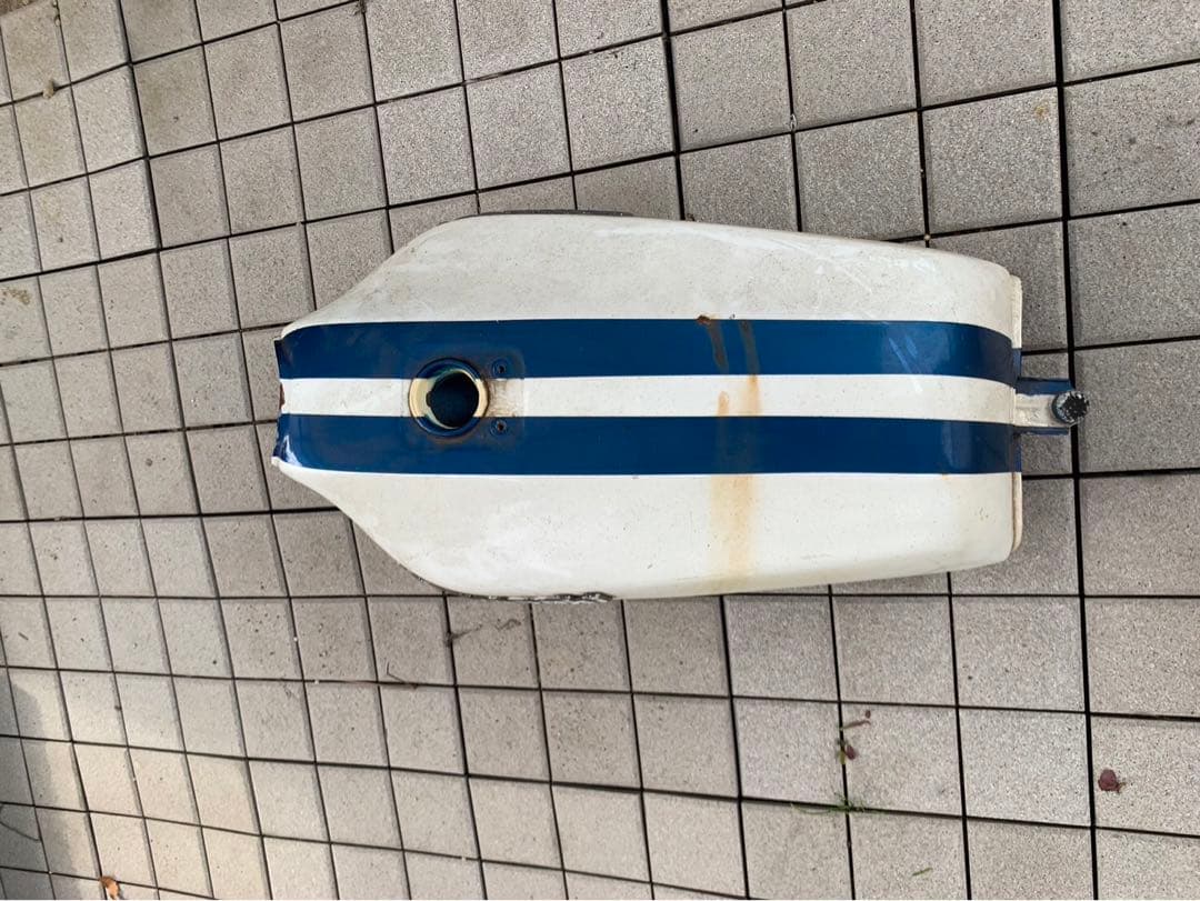 400FXガソリンタンク