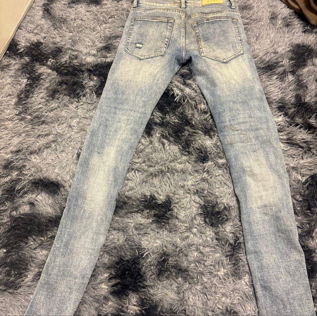 ミニマル‼️ダメージデニム スキニーフィッ