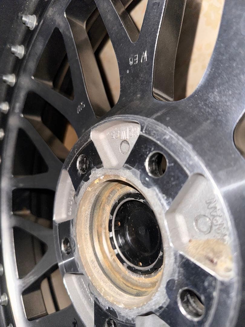 ジスタンス w10m 19インチ