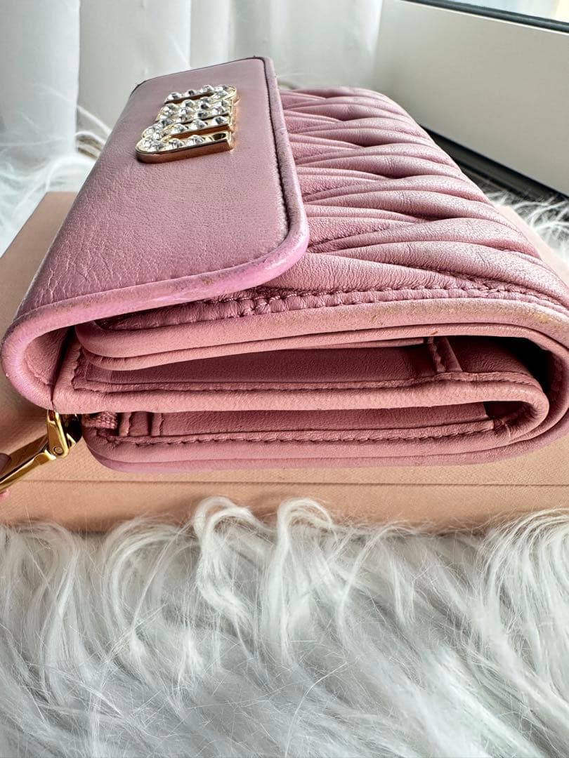 MIU MIU ピンク プリーツ財布