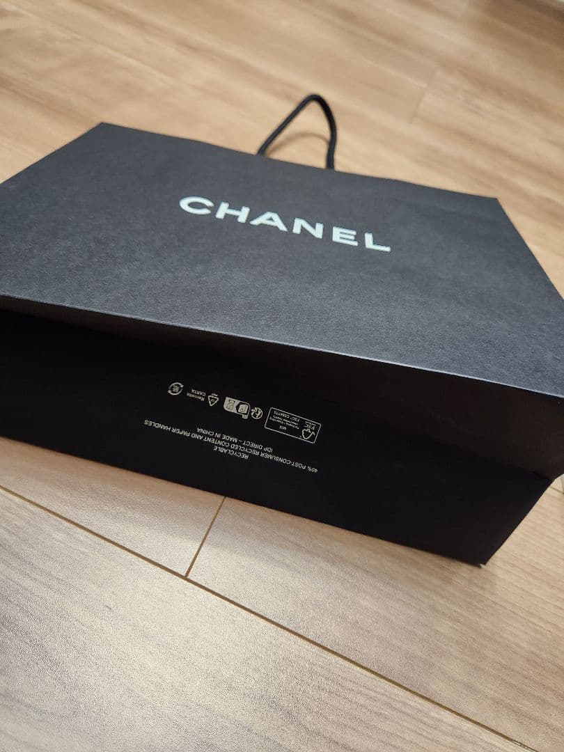 CHANEL　時計　ケース　紙袋
