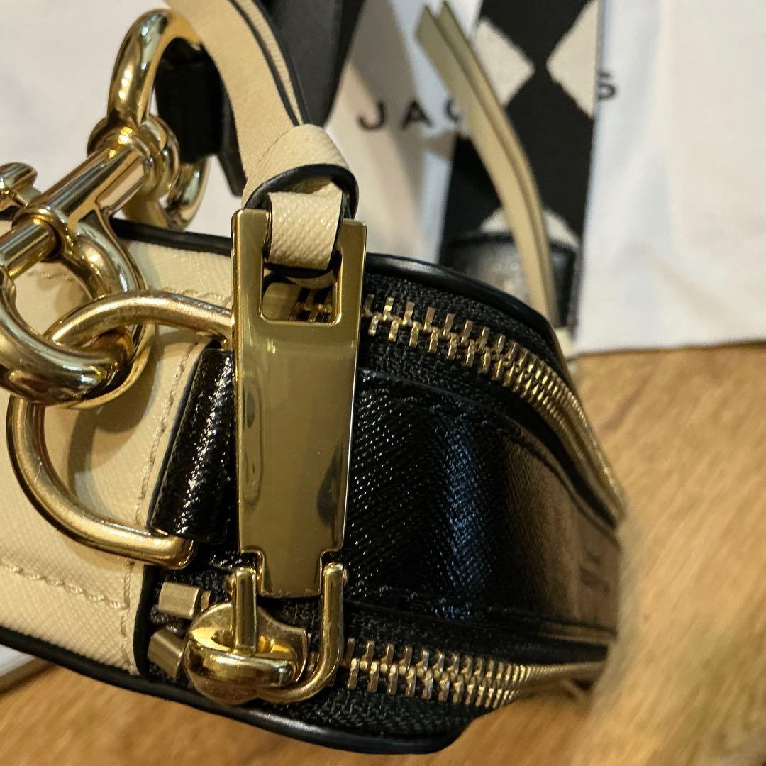 MARC JACOBS アイボリー ショルダーバッグ