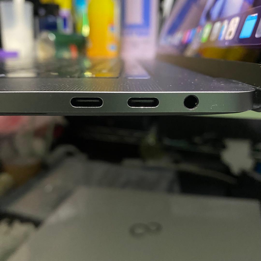 MacBookPro 15インチ　Mid2017 16GB 256GB