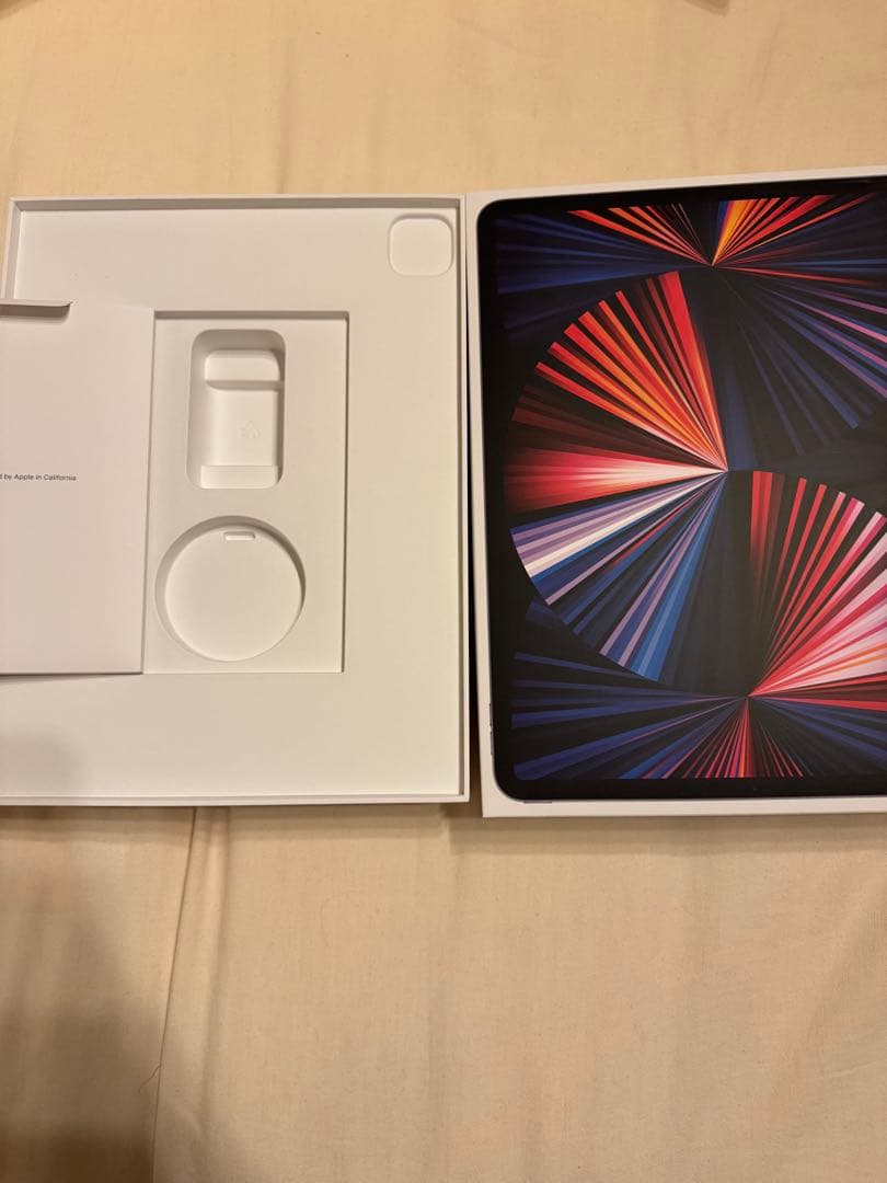 Apple iPad 12.9インチ スペースグレー 本体