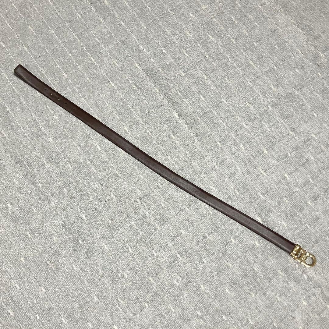 フェラガモ［ガンチーニ］ベルト　ゴールド金具　デカロゴ　レザー　レディース