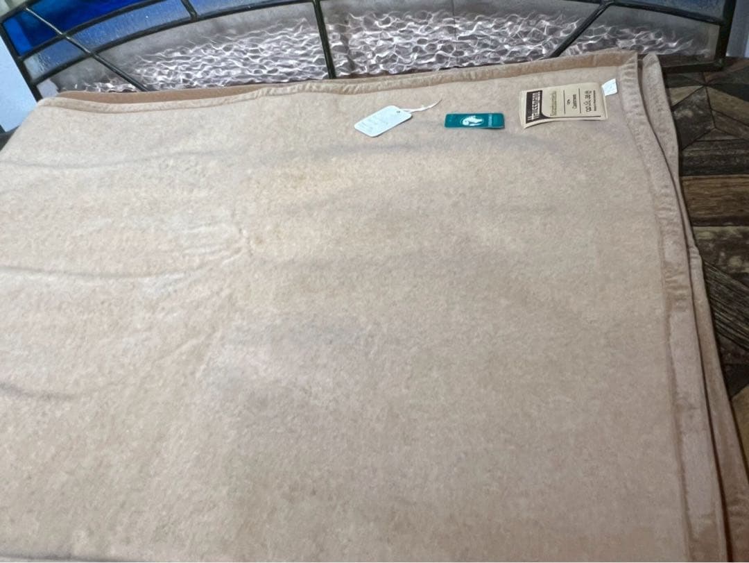 あ*い様 新品未使用 Haussmann オスマン 100%カシミヤ毛布 ブラン