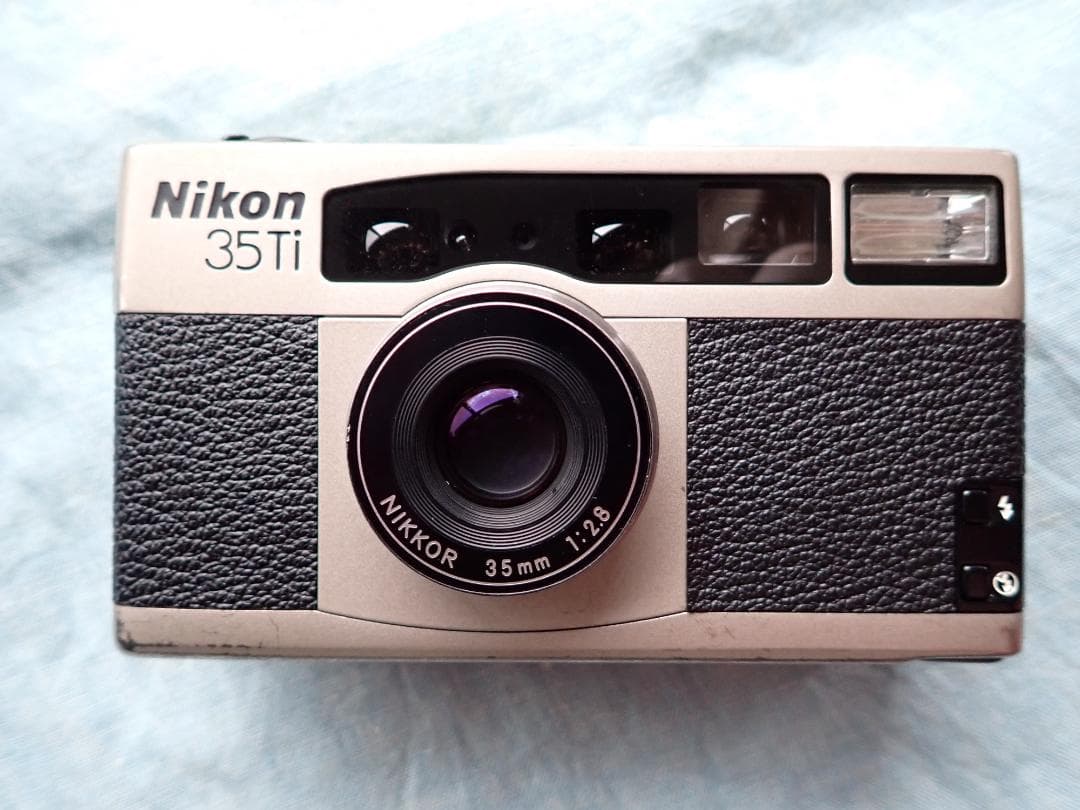 【ぴっぴはや】Nikon 35Ti フィルムカメラ 動作確認済み 美品