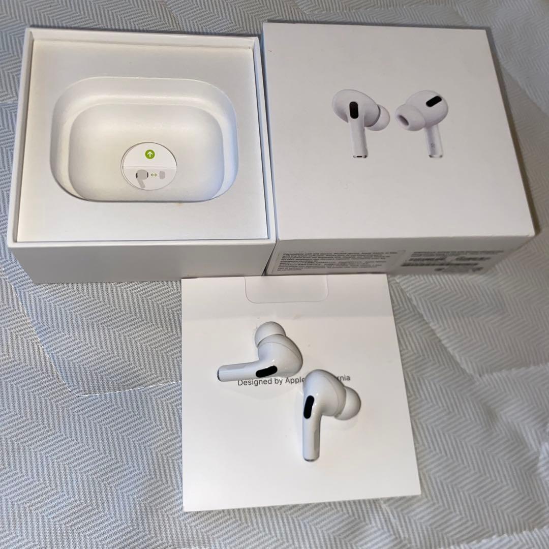 AirPods Pro イヤホン　Apple