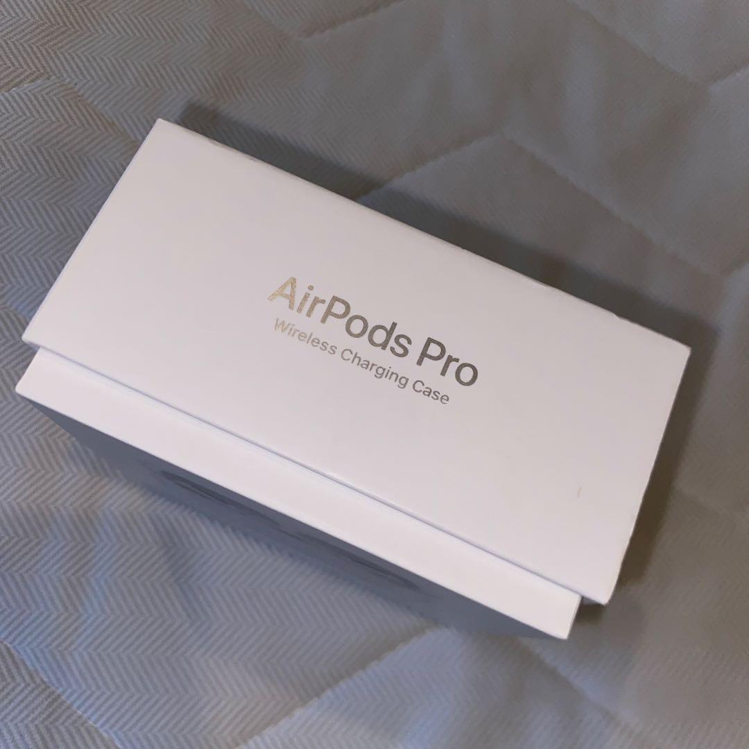 AirPods Pro イヤホン　Apple