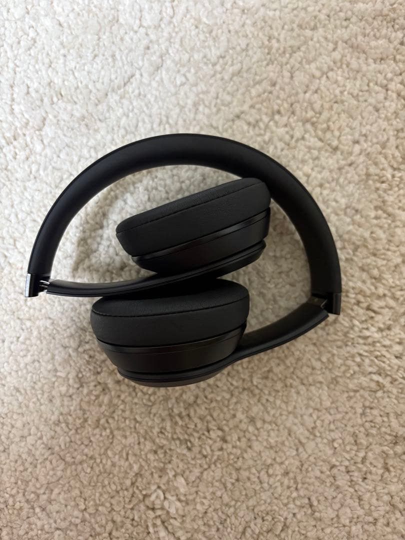 Beats ワイヤレスヘッドフォン ブラック