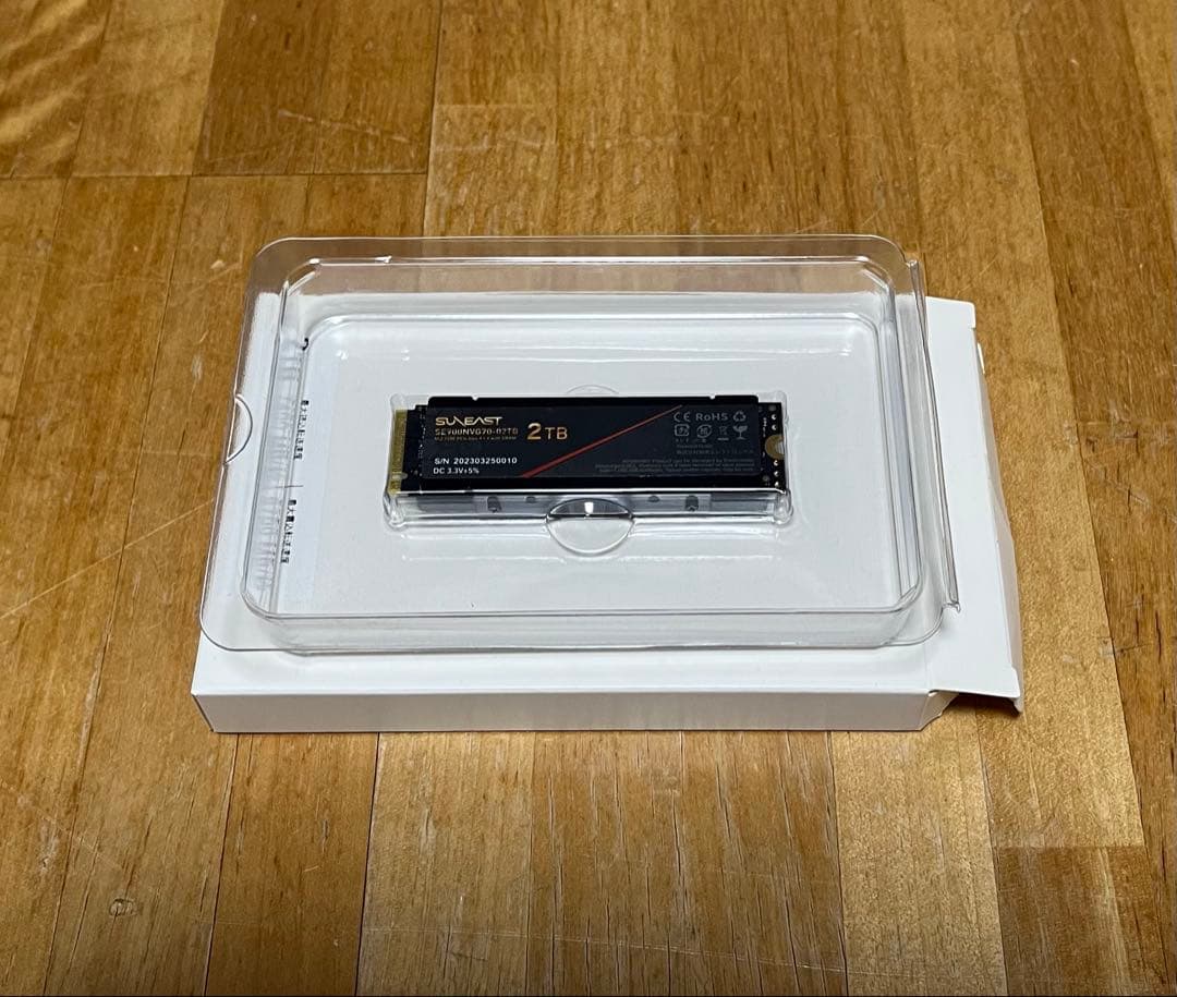 SUNEAST 2TB M.2 PS5対応 内蔵型SSDヒートシンクPS5対応