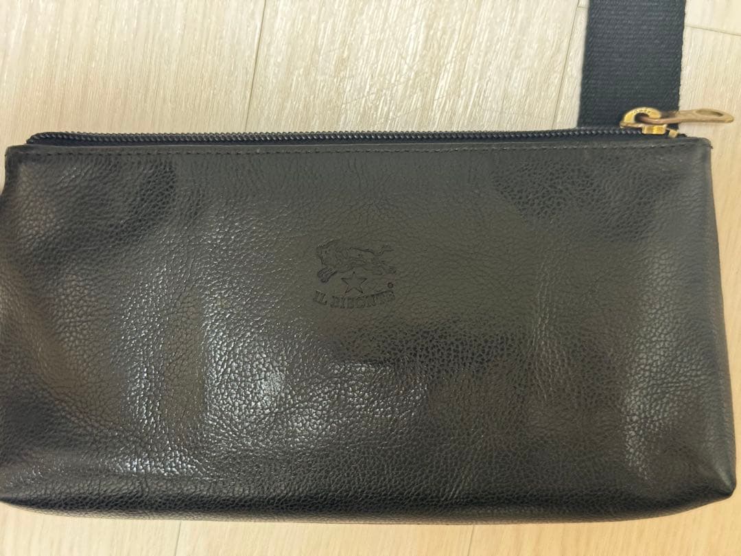 イルビゾンテ　IL BISONTE クロスボディバッグ　 ブラック　美品