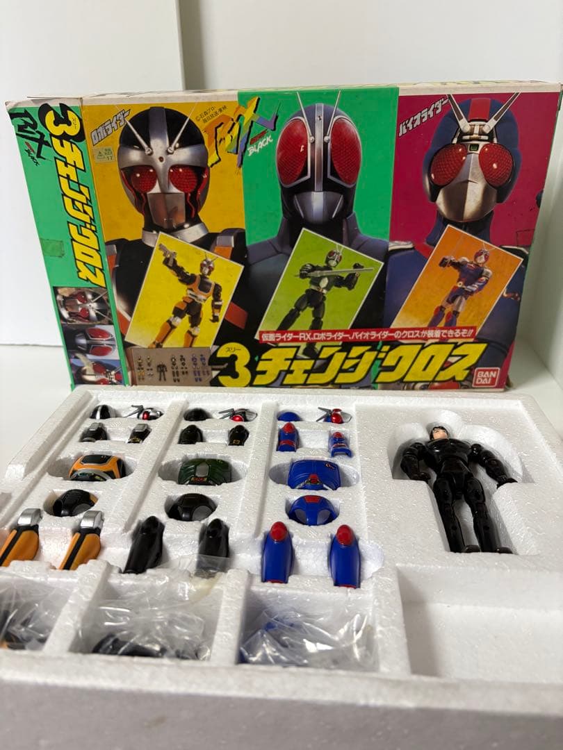 バンダイ 3チェンジクロス 仮面ライダー