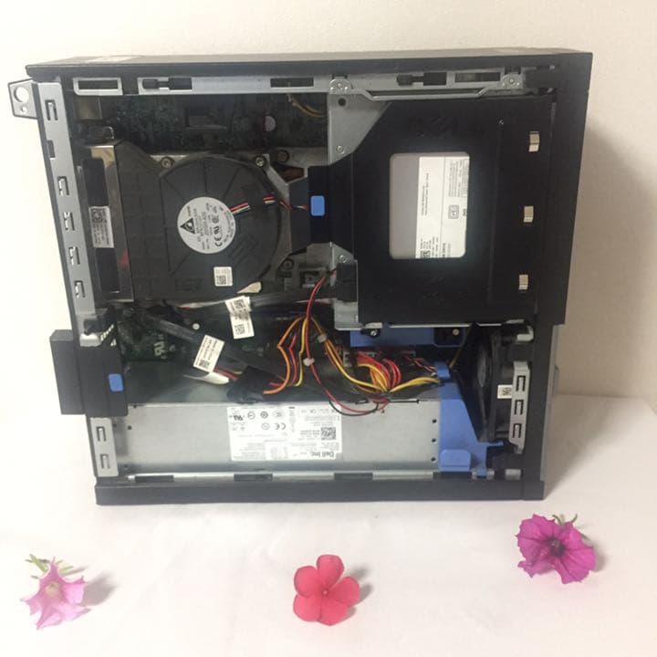 新品SSD480G/大容量8GBメモリCorei5 DELL 7010