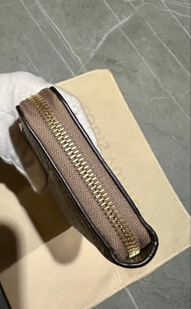 美品　ルイヴィトン アンプラント ジッピーウォレット トゥルトレール 財布