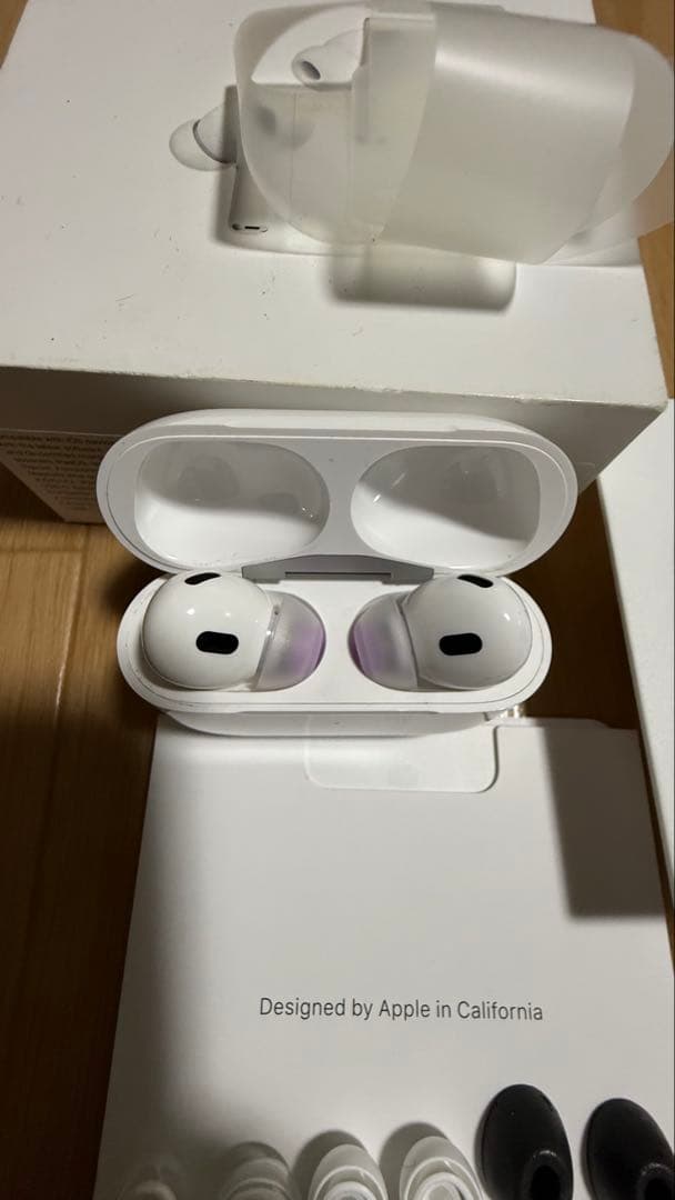 美品　AirPods Pro 2 (USB-C) 本体