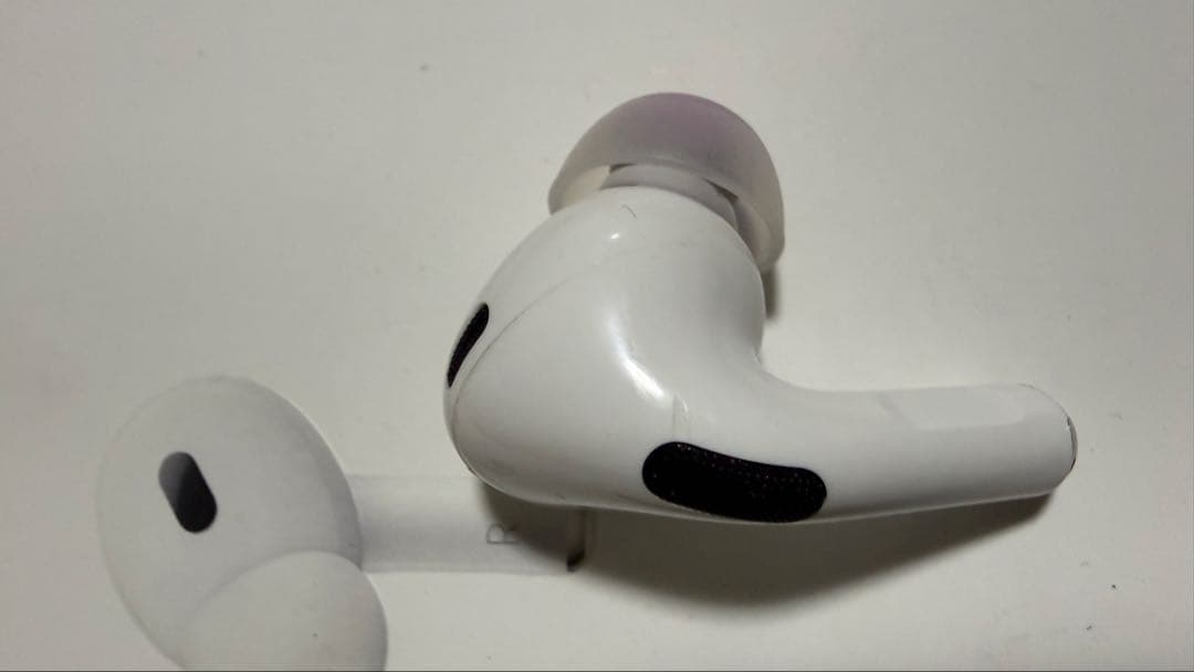 美品　AirPods Pro 2 (USB-C) 本体