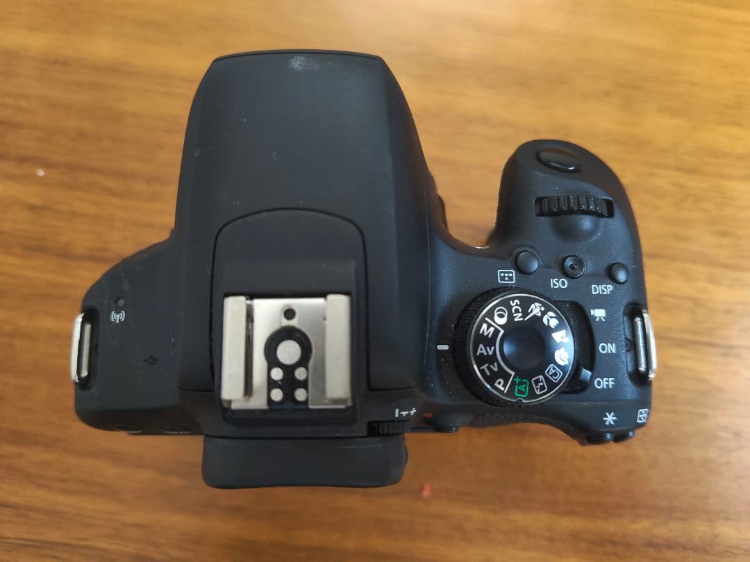 【ジャンク】Canon EOS Kiss X9i デジタル一眼レフカメラ