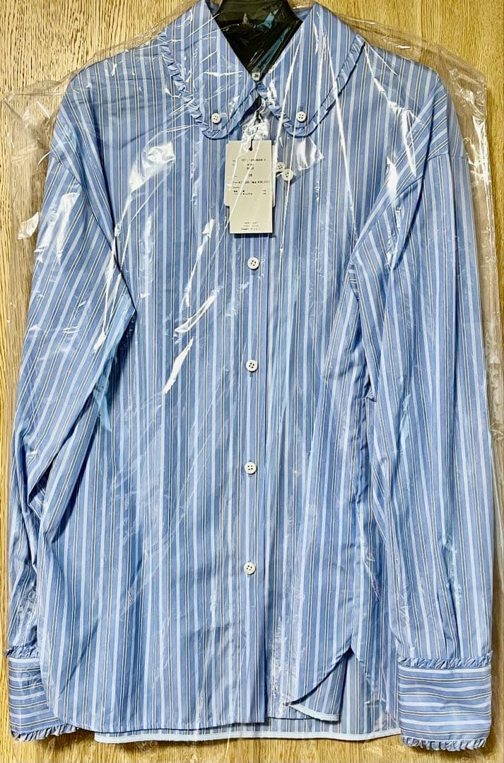 ❗️定価36,300円❗️online完売‼️ yori ミニフリルストライプシャツ