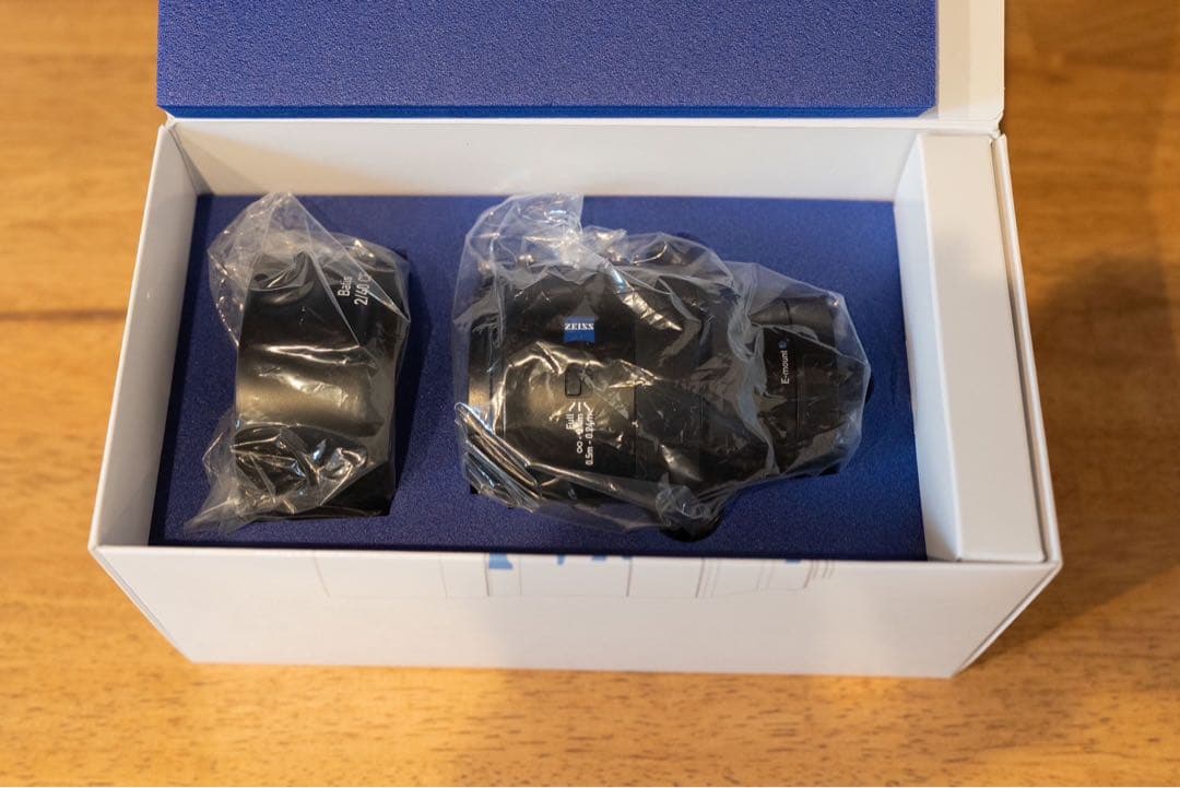 【ジャンク品】カールツァイス Batis 40mm/f2 CF sony用