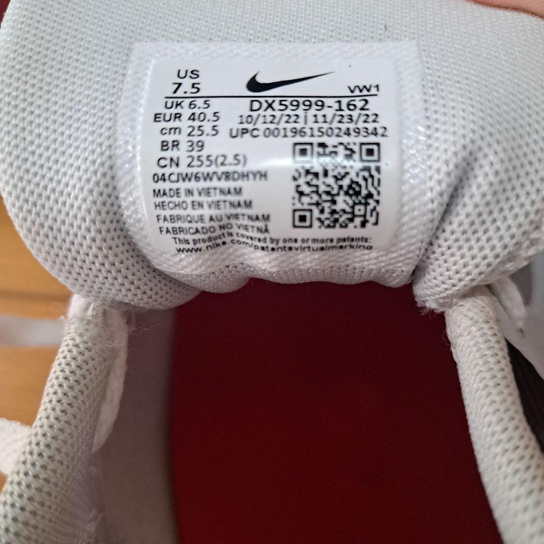 NIKE エアマックス ホワイト/レッド/ブラック