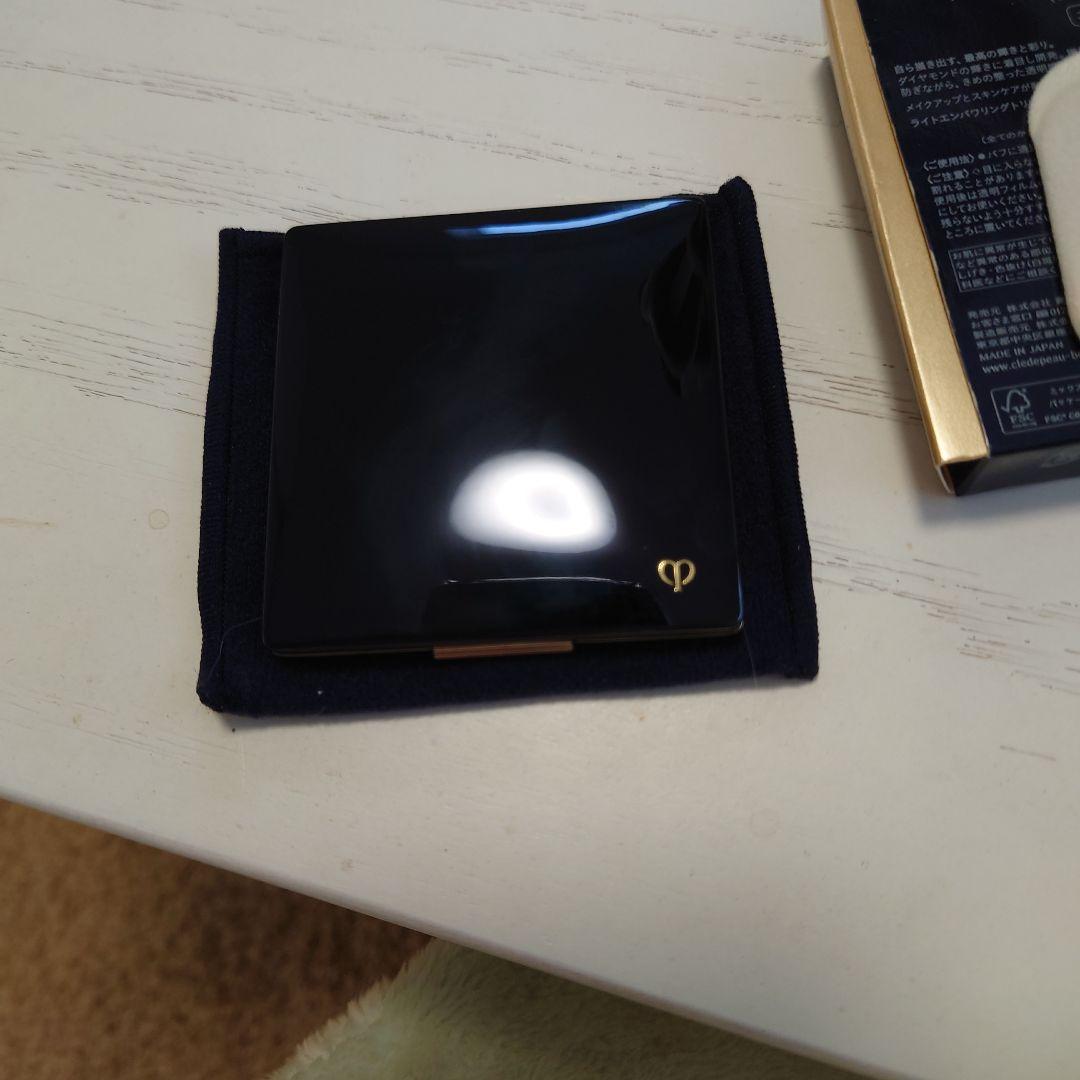 clé de peau プードルコンパクトエサンシエルnエレガントスリム