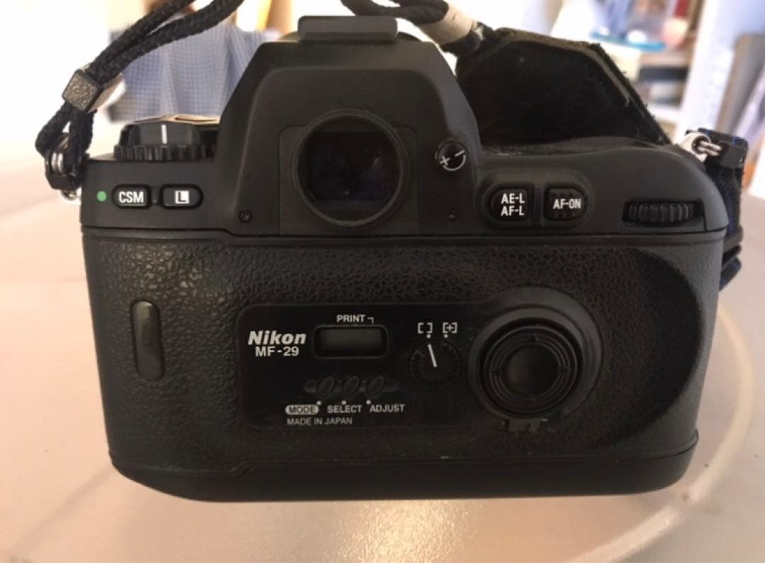 フィルムカメラ Nikon F100
