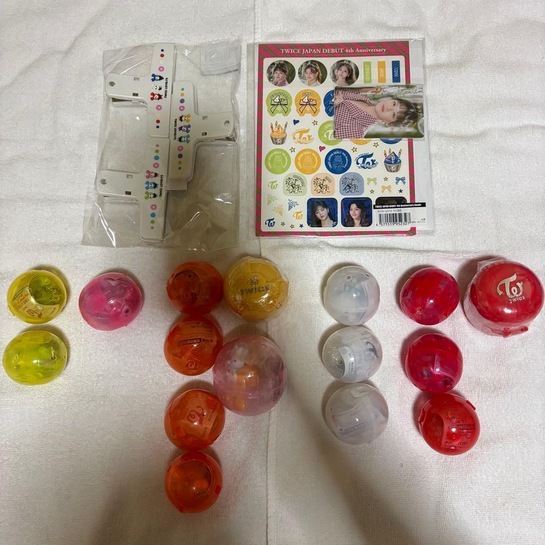 TWICE アルバム トレカ ぬいぐるみ ラブリー ラントレ ガチャ アクキー