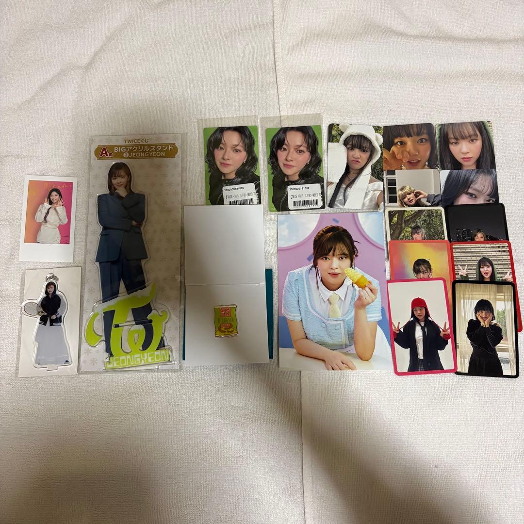 TWICE アルバム トレカ ぬいぐるみ ラブリー ラントレ ガチャ アクキー