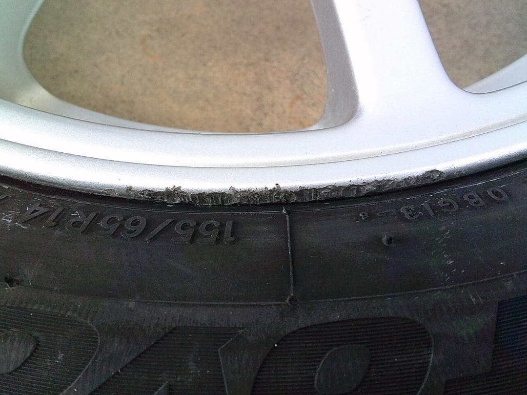 送料込★新品トーヨースタッドレス+ダイハツ純正★155/65R14★24年製★