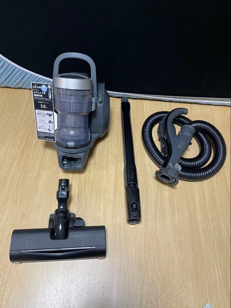 2024年製　Panasonic MC-SR42K プチサイクロン　掃除機