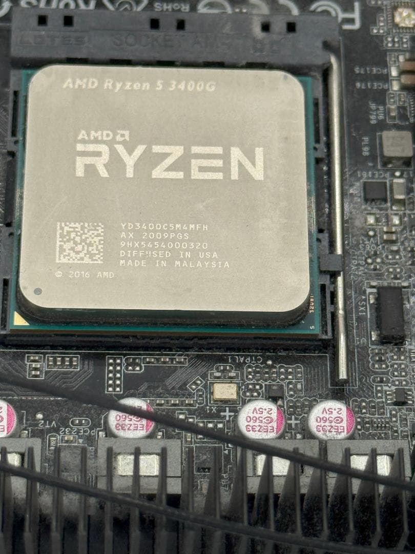 A300-STX ① 中古 CPU、SSD、メモリ付き